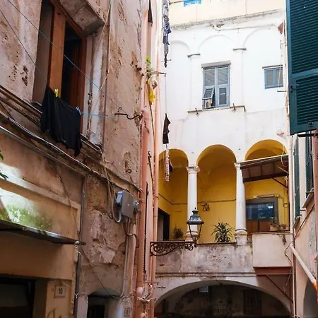Caratteristico Monolocale Centro Storico شقة سانريمو