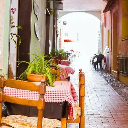 Caratteristico Monolocale Centro Storico San Remo
